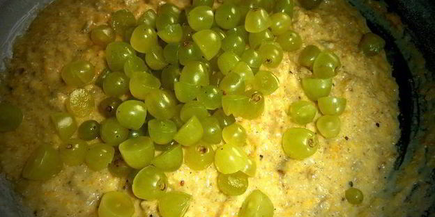 кабачковые кексы с виноградом и семечками