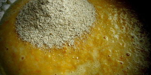 кабачковые кексы с виноградом и семечками