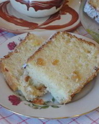 Кекс из теста на дрожжах