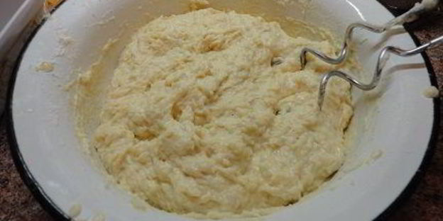 кекс из теста на дрожжах