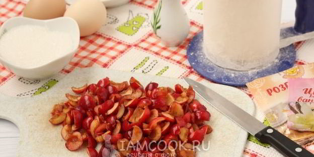 кекс с черешней