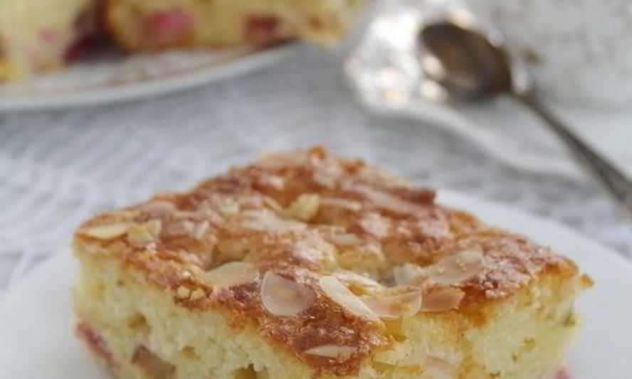 Рецепт кекса с ревенем и пудингом