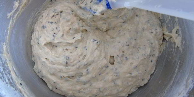 кекс с семенами черного кунжута