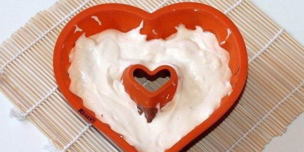 кекс шоколадно-малиновый