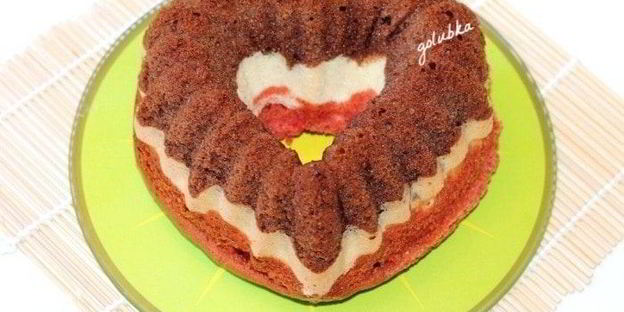 кекс шоколадно-малиновый