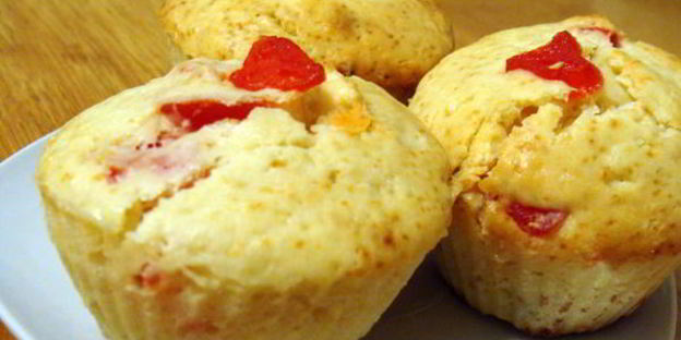 кексы из белого шоколада и вяленых мандарин