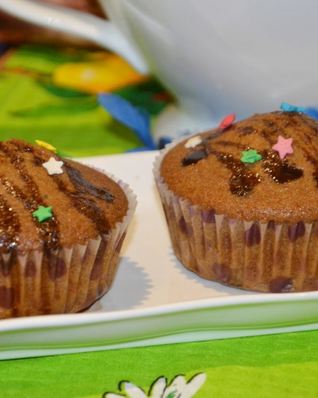 Кексы из песочного теста с изюмом