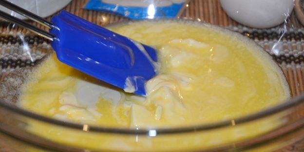 кексы из песочного теста с изюмом