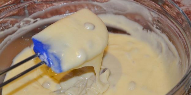 кексы из песочного теста с изюмом