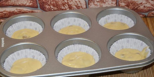 кексы из песочного теста с изюмом