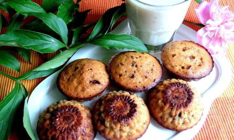 Рецепт кексов-манничек с творогом и бананом