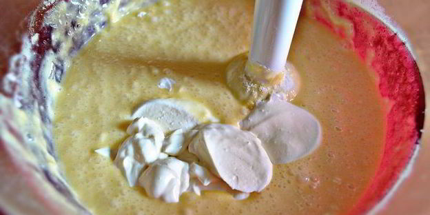 пасхальный кекс со сливочной начинкой