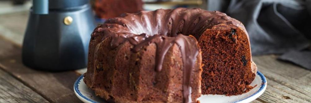 Шоколадный кекс с черносливом