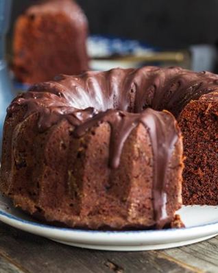 Шоколадный кекс с черносливом