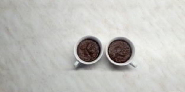 шоколадный кекс за 3 минуты в микроволновке