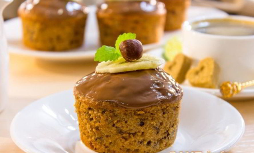 Рецепт шоколадных кексов с бананами и фундуком