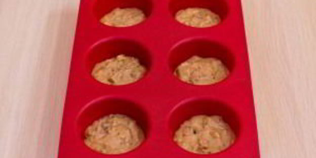 шоколадные кексы с бананами и фундуком