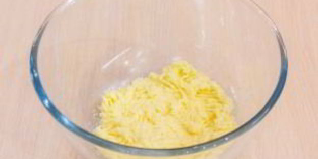 шоколадные кексы с бананами и фундуком