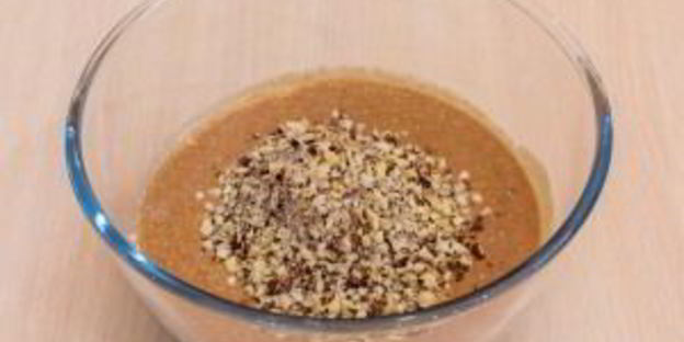 шоколадные кексы с бананами и фундуком