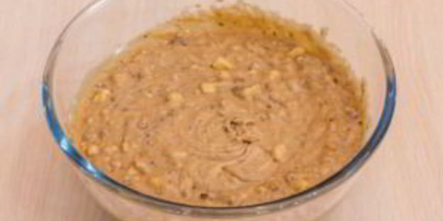 шоколадные кексы с бананами и фундуком