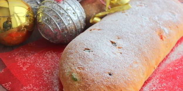 штоллен с сухофруктами и марципаном