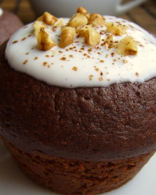 Сметанный шоколадный кекс в микроволновке