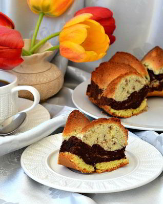 Трехцветный кекс