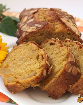 Тыквенный кекс с ликером и миндалем