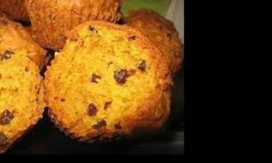 Рецепт тыквенных кексов с медом и изюмом