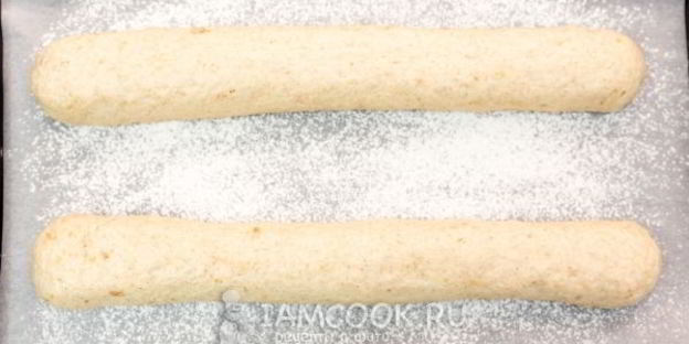 багеты с цельнозерновой мукой и отрубями