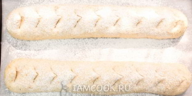 багеты с цельнозерновой мукой и отрубями