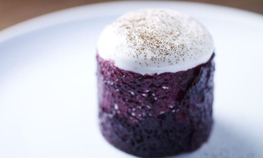 Рецепт черного хлеба с черной смородиной