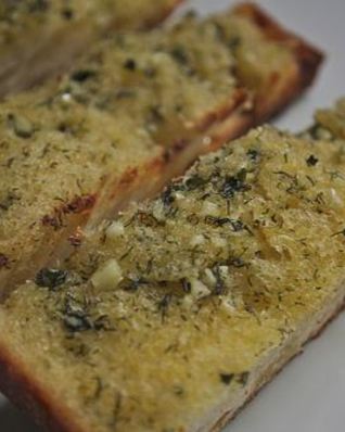 Чесночный хлеб