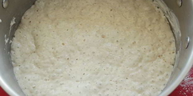 хлеб без замеса в чугунке