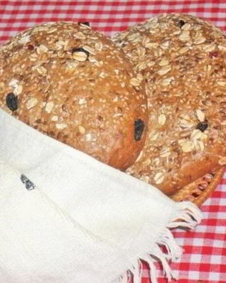 Хлеб с хлопьями и отрубями