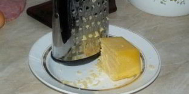 хлеб с колбасой и сыром в хлебопечке