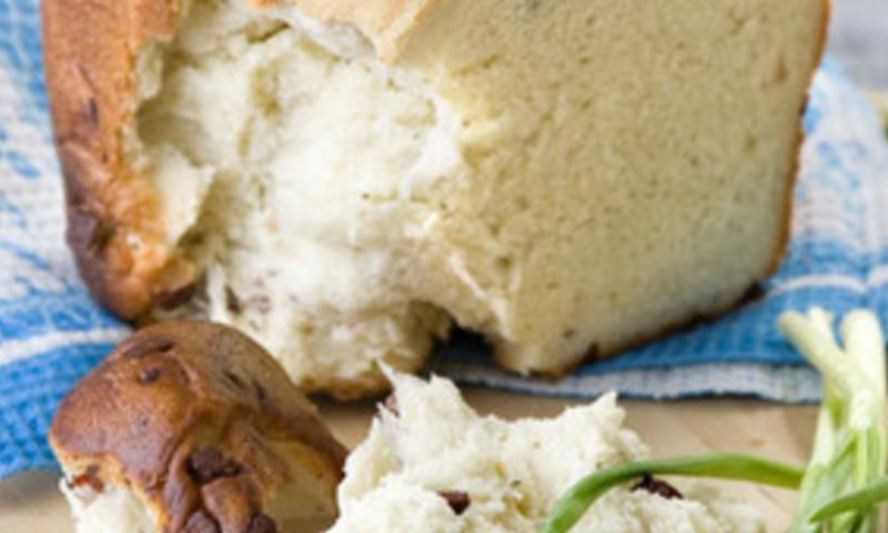 Рецепт хлеба с творогом и пепперони в духовке