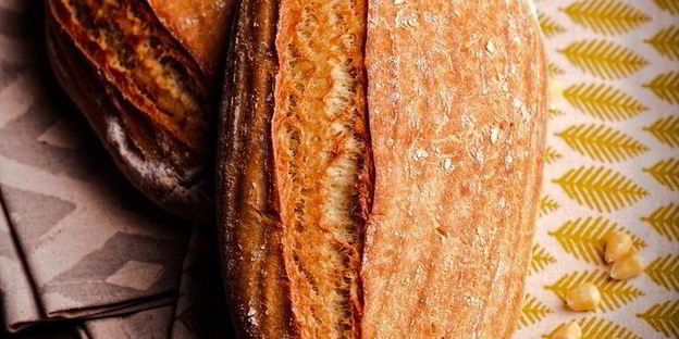 кукурузный хлеб на закваске