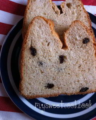 Молочный хлеб с изюмом