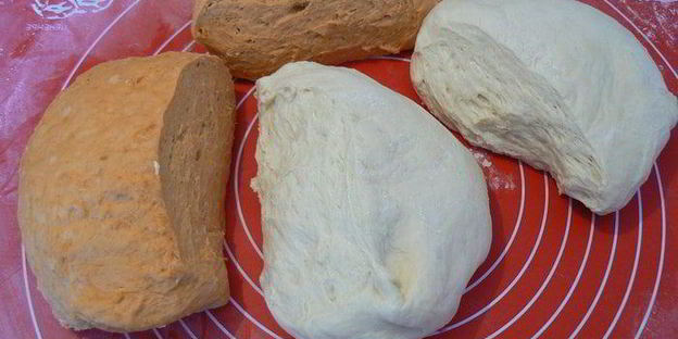 разноцветный хлеб