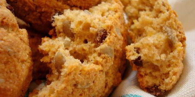 сконы многозерновые с подсолнечником и изюмом