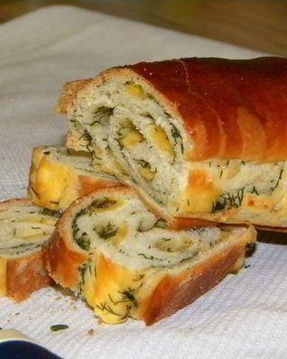 Закусочный хлеб с сыром и укропом