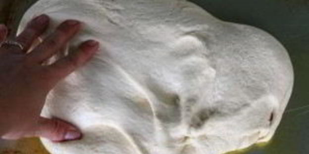 фокачча с маслинами и розмарином