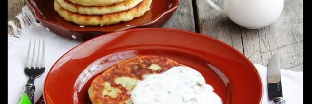 Картофельные лепешки со шпинатной начинкой