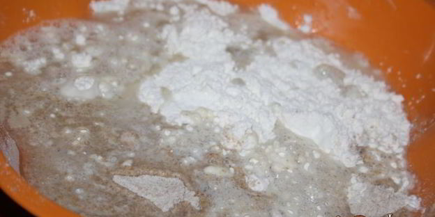 хлебные лепешки в духовке с луком и укропом