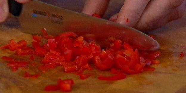 лепешка с имбирем, чили и кинзой