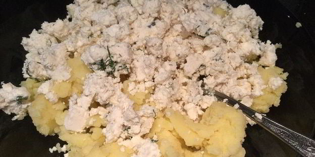 лепешки с картофелем и сыром