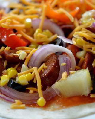 Лепешки с колбасой чоризо