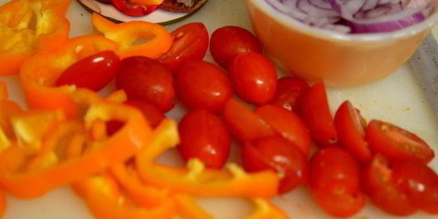 лепешки с колбасой чоризо