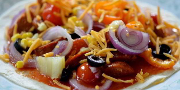 лепешки с колбасой чоризо